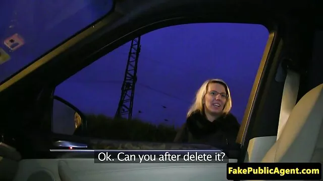 Bébé film porno gratuit trans aux gros seins dans la première baise anale interraciale