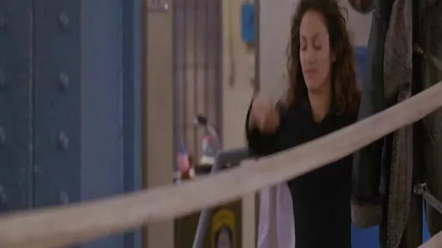 Charlie Monroe baisée par une bite mature film x transsexuelle