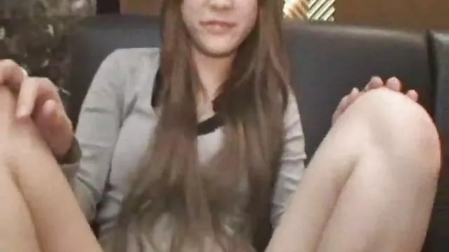 Il séduit pornos transexuel et baise une femme de bureau aux gros seins