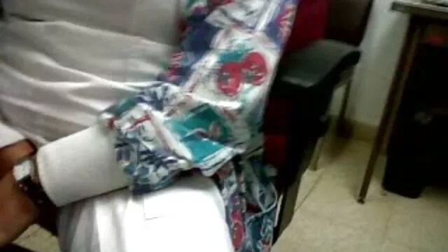 Creampie vaginal à l'intérieur d'une trans sexuel xxx jeune femme thaïlandaise