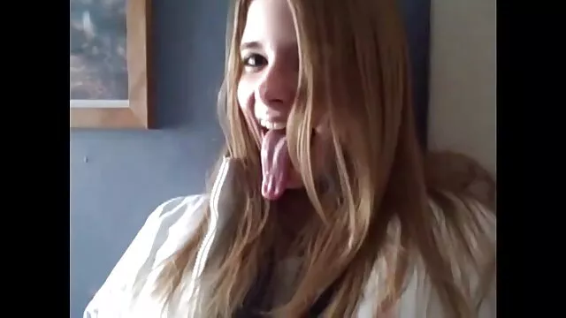 Première destruction anale video x gratuite trans pour l'adolescente Gabriella Lati