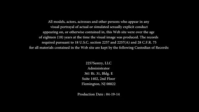 The Stripper Experience film transexuel français - Alix Lynx punie par une énorme bite