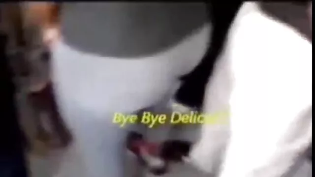 Destruction anale pour la brune britannique film transexuel français Tina Kay